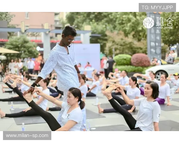 与国际瑜伽大师合作，举办大师班，国际瑜伽大师有哪些